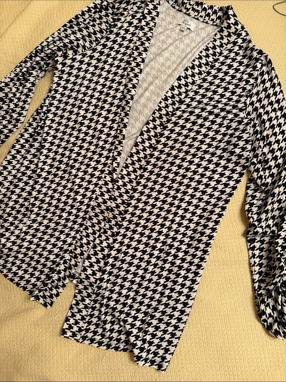Kim Rogers Black & White Houndstooth Open-Front duster